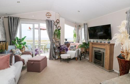Kessingland Casa | No 2 - Seaview