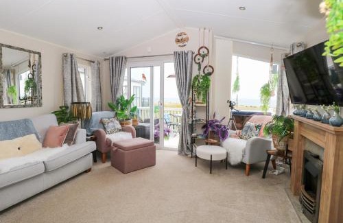 Kessingland Casa | No 2 - Seaview