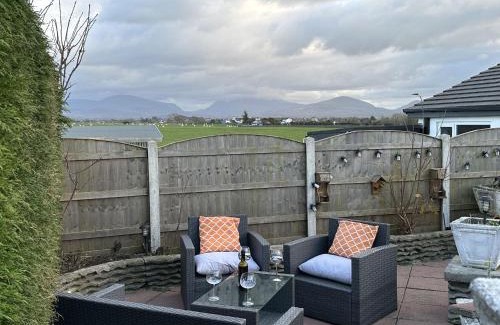 Gaerwen Casa | No 23 Snowdon View