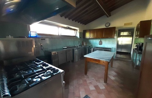 Chiusdino Cama Y Desayuno | No. 3 DOUBLE ROOM with the possibility of a third and fourth bed