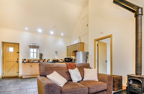 Capel Coch Cabaña | NO 3 THE DAIRY, pet friendly, with open fire in Llannerch-Y-Medd