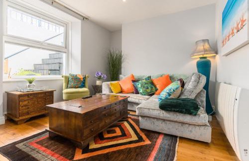 Aberystwyth Apartamento | No 31 Promenade APARTMENT by the sea