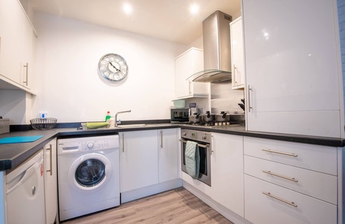 Mansfield Apartamento | Moderno-Apartamento-Baño Privado-Vista al patio-No4 NC