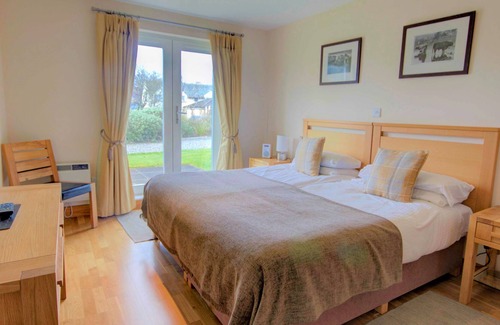 Brora Apartamento | No. 4 The Links Apartment is a ground floor apartment over looking the world-famous James Braid Golf