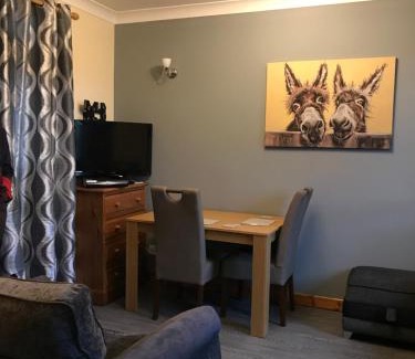 Conon Bridge Apartamento | No 5 Newly refurbished 4 bedroom house