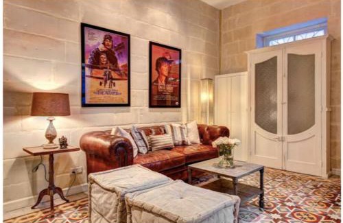 Il-Balluta Apartamento | No. 51 Charming Townhouse Sliema St.Julians