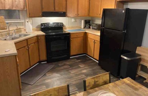 Summerton Casa | No Cleaning Fee 3BR ~ Sleeps 10 ~Near Santee Lakes