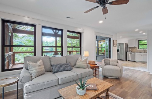 Crane Hill Casa | No Deadlines: 3 BR, 2 BA House in Crane Hill, Sleeps 10