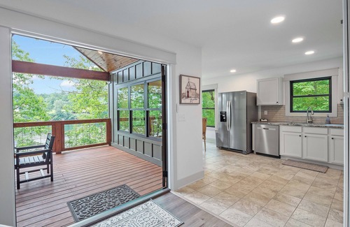 Crane Hill Casa | No Deadlines: 3 BR, 2 BA House in Crane Hill, Sleeps 10