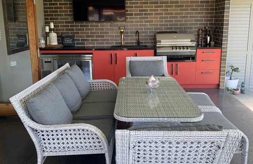 Mermaid Waters Casa | No Longer Taking booking.