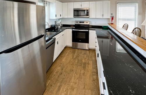 Emerald Isle Apartamento | No Regrets Up