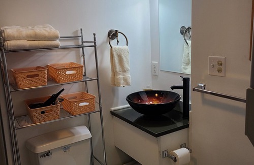 Bethlehem Apartamento | No sharing space, minutes walk to tens of restaurants, Hotel Bethlehem.