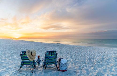 Navarre Beach Casa | No Shoes by Gulf Coast Getaways