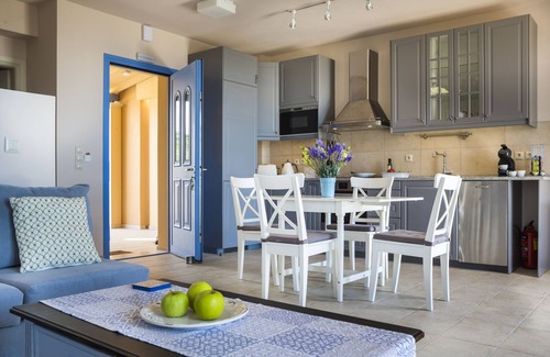 Sarlata Villa | No1 Forget Me Not Villa with private pool in stunning location