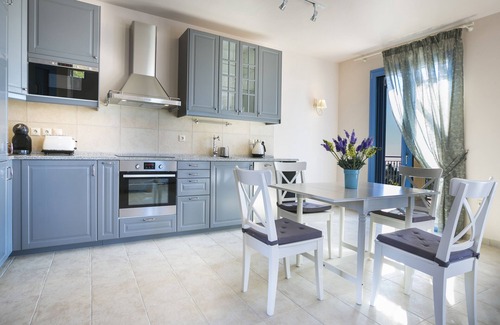 Sarlata Villa | No1 Forget Me Not Villa with private pool in stunning location