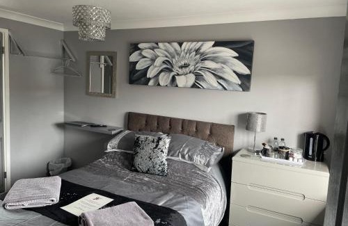 Stamford Casa | No1 Guest House