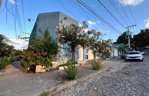 Doutor Dulphe Pinto de Aguiar Apartamento | Nº11- Mini Apto 5 min do Centro ar cond, cozinha e garagem