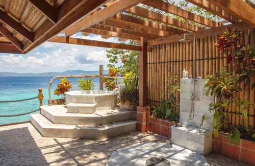 Taytay Complejo | NoaNoa Private Island