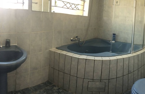 Maseru Cama Y Desayuno | Noble Hearts Bed and Breakfast