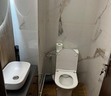 Curtea De Arges Apartamento | Noble Stay