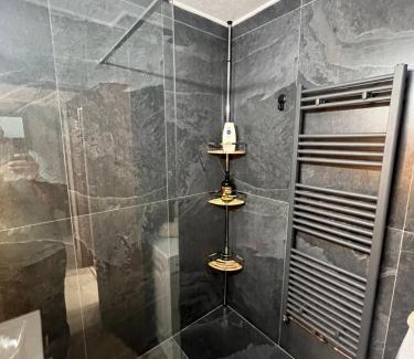 Curtea De Arges Apartamento | Noble Stay