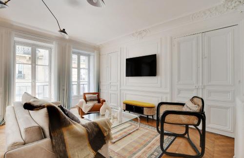Saint-Thomas-d'Aquin Apartamento | NoChichi-Collections - Café de Flore