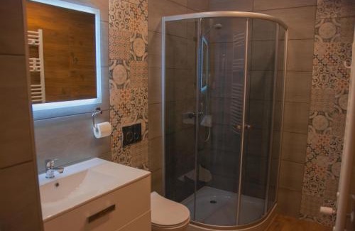 Szczawno-Zdroj Casa | Noclegi "Boczna 5a" Apartamenty gościnne