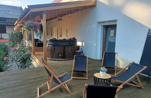 Bystrzyca Kłodzka Cama Y Desayuno | Noclegi i sauna w starym domu