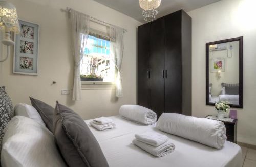 Safed Old City Casa | Nofesh Baatika