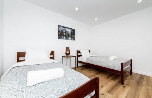 North Hollywood Casa | NoHo Home Near Universal Studios