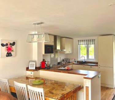 South Cerney Casa | Nola Lodge