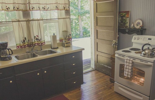 Greeneville Cama Y Desayuno | Nolichuckey Bluffs Cabins