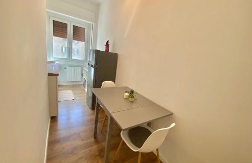 Zona Padova Apartamento | NoLo Urban Nest Apartment, Confortevole e Graziosa, servita di tutti i Comnfort e Metropolitana Verde per Stazione Centrale e Garibaldi