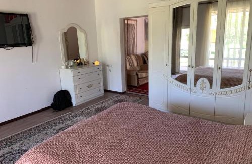 Semenovka Casa | 'Nomad' GUEST HOUSE
