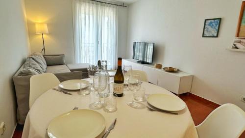 Tossa de Mar Apartamento | Nomad Haux in the heart of Tossa 2