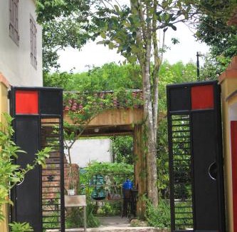 Huong Thuy Cama Y Desayuno | Nomad Hill Hue