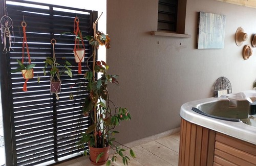 Bois d'Olives Apartamento | NON FUMEURS uniquement ! LIRE PROFIL DE L'HOTE AVANT DE RESERVER!