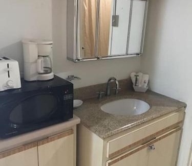 Isla Verde Apartamento | Non Stop party Apartment Condo