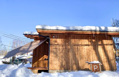 Hara Cabaña | Nonsmoking Mole House / Suwa-gun Nagano