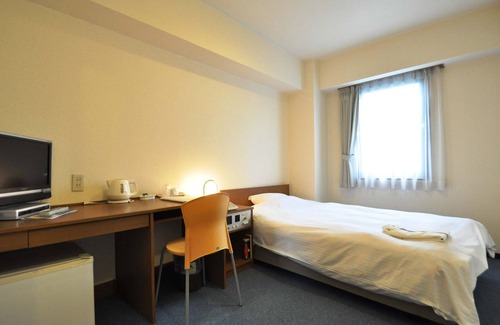 Nishinomiya Hotel | Nonsmoking single No meals Recommended no meal / Nishinomiya Hyōgo