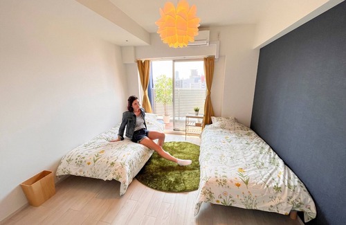 Naniwa Hotel | Nonsmoking Spacious and relaxing 1K twin room 24 people / Osaka Ōsaka