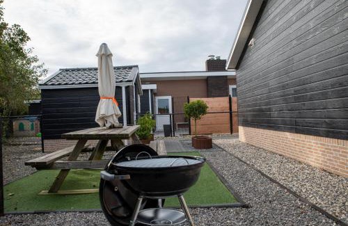 Sint-Annaland Chalet De Esquí | Nooit gedacht