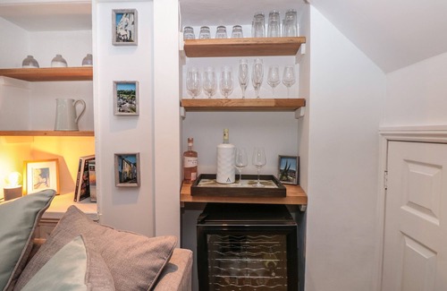 Dartmouth Cabaña | Nookie Cottage