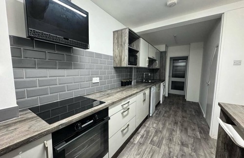 Harborne Casa | NOORMAK NIGHTS Your home away from home 🏠 Contractors and family friendly