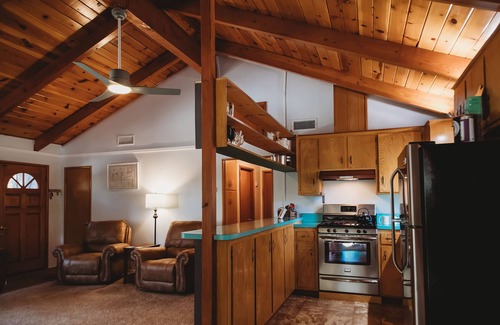 Crestline Cabaña | Nor available