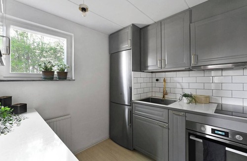 Spanga - Tensta Apartamento | Nordic Comfort by Metro & Buses & Free Parking