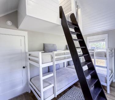 Dardanelle Casa | Nordins Hillside Cottage