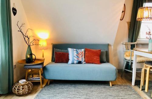 Westerholz Apartamento | Nordlicht - Herzliche 1-Zimmer FeWo mit Meerblickbalkon