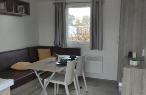 Lauwersoog Chalet De Esquí | Nordseechalet direkt am Lauwersmeer - Fußläufig zur Nordsee! Siblu Lauwersoog! Familienpark