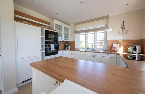 Borgsum Casa | "Nordseehaus Föhr: Comfortable vacation apartment for the whole family!"
